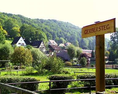 >Station climatique Egloffstein : Chemin le long de ruisseau Trubach - Gerbersteig
